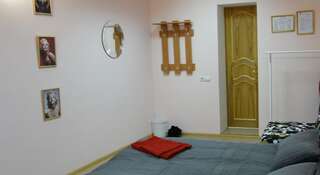 Гостиница Синема Кисловодск Двухместный номер с 1 кроватью и общей ванной комнатой-1